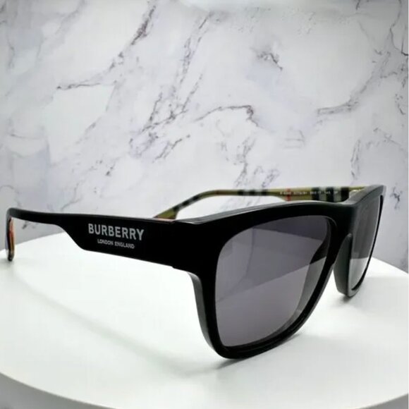 Burberry Sunglasses Black Polarized Square White Logo Solid Checkered Interior - Picture 6 of 9